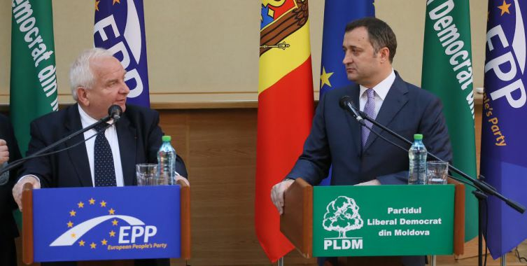 Preşedintele PPE şi şeful PLDM au emis o declaraţie comună privind alegerile din România